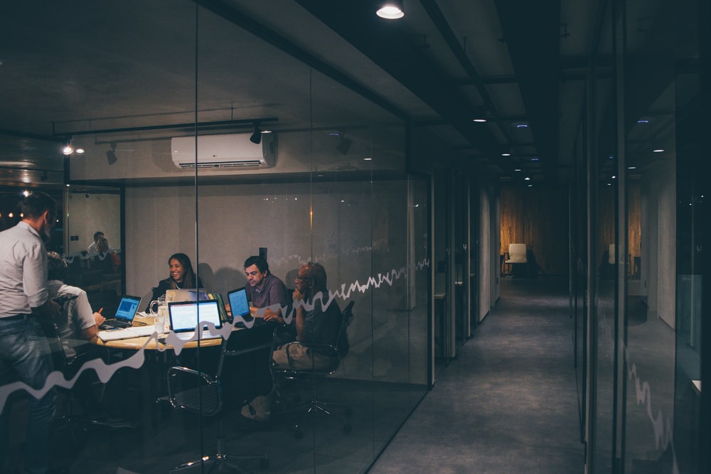 TRAINING UNDERSTANDING & IMPLEMENTING 5 S OFFICE