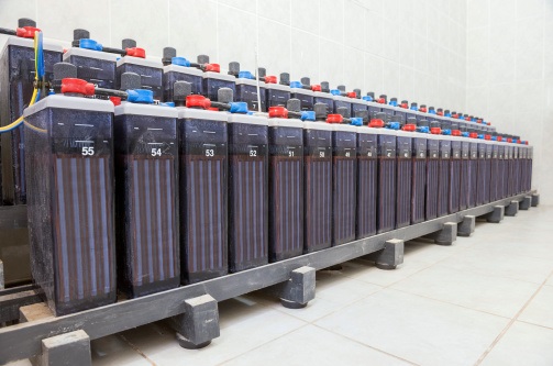 Training UPS / Advanced Uninterruptible Power Supply